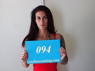 Tschechische Milf lässt sich beim Casting ficken