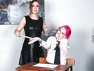 College Teen Lyla ; in Las Vegas