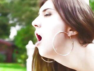 College Hardcore Show zeig mir deine reifen Löcher