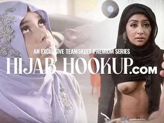 Vollbusige Latina lässt sich von ihrem Freund ficken